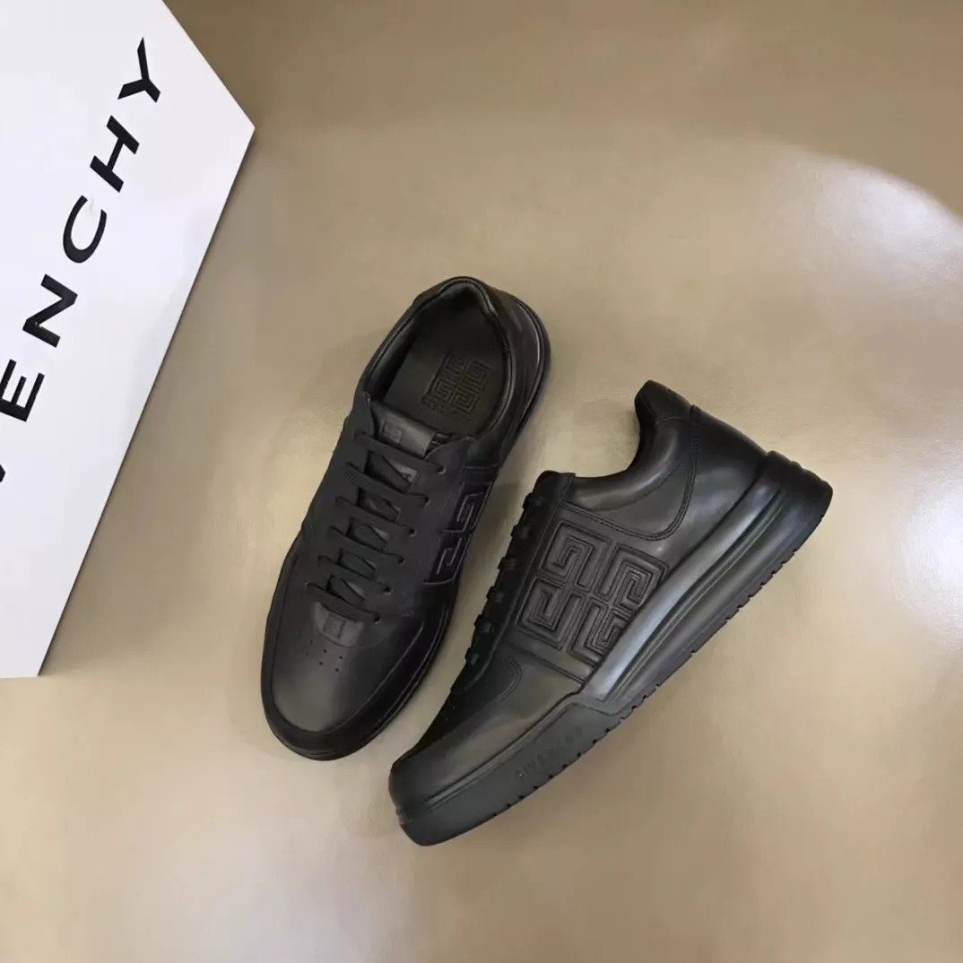 givenchy decontractees chaussures pour homme s_12b51043